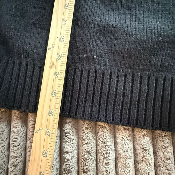 VTG 1984 Cliff Engle IOWA HAWKEYES KNIT SWEATER Adults XL Made in USA 25” X 26” - Picture 6 of 8